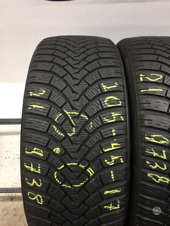 Falken Eurowinter HS01, winter 205/45 R17