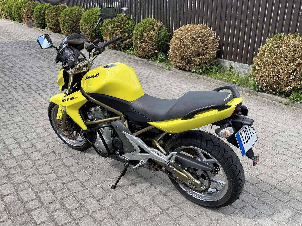 Kawasaki ER 649cc, street / classic