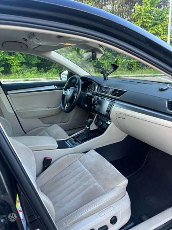 Skoda Superb, 2.0 l., universalas