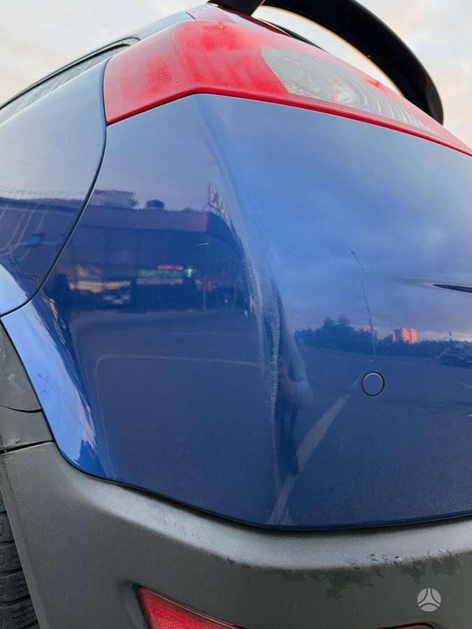 Volvo C30, 2.0 l., hatchback