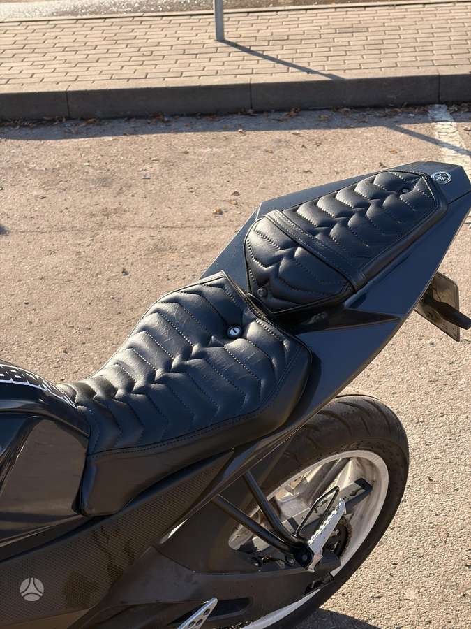 Yamaha YZF 125cc, superbikes