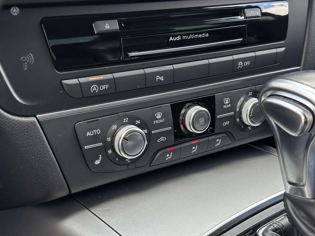 Audi A6, 3.0 l., Седан