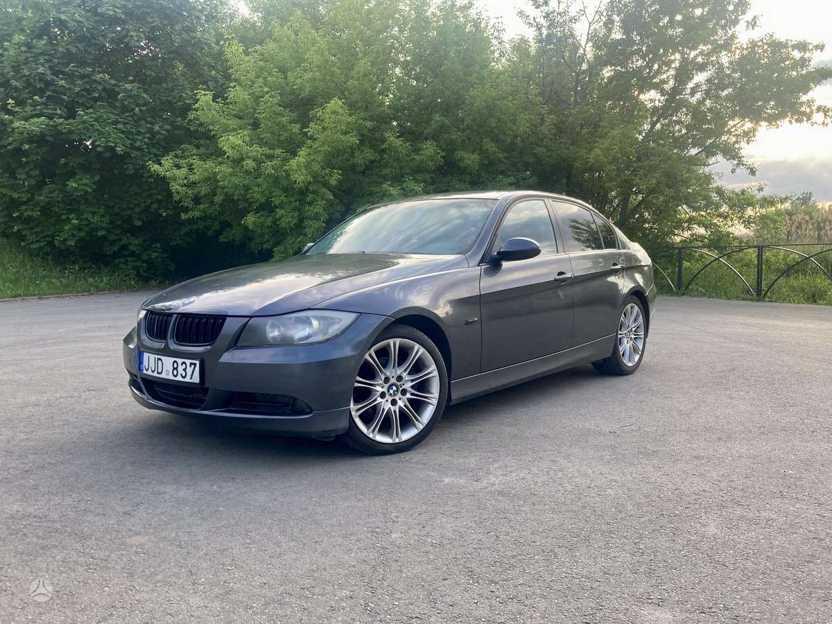 BMW 320, 2.0 l., Седан