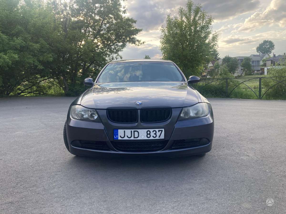 BMW 320, 2.0 l., Седан