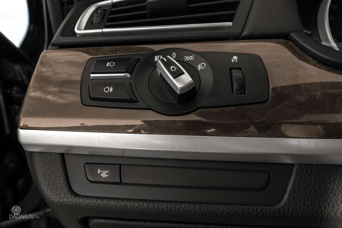 BMW 730, 3.0 l., Седан