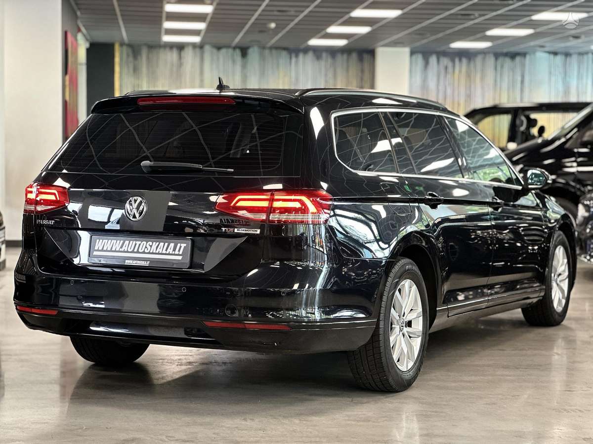 Volkswagen Passat - 10