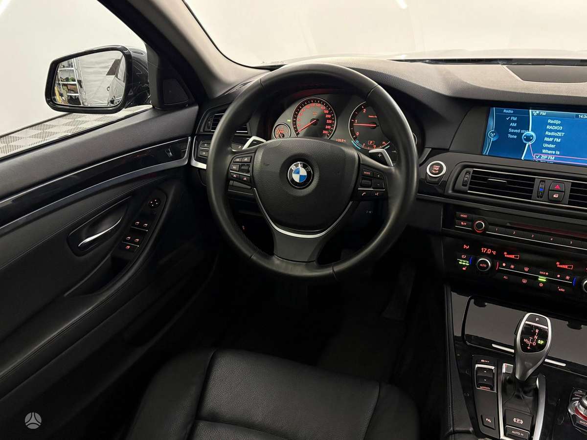 BMW 520, 2.0 l., Седан