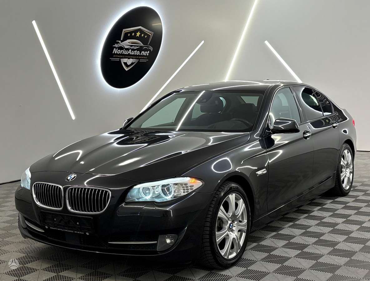 BMW 520, 2.0 l., Седан