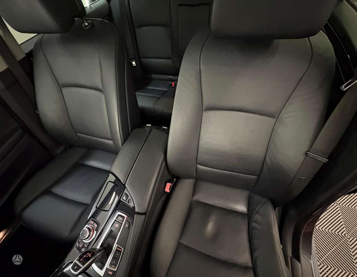 BMW 520, 2.0 l., Седан