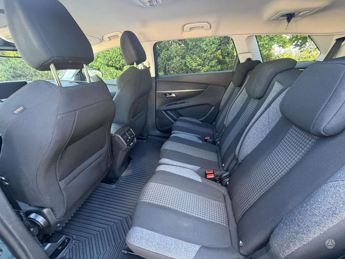 Peugeot 5008, 1.5 l., mpv / minivan