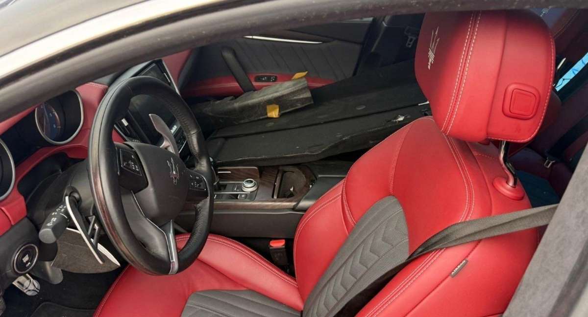 Maserati Ghibli Dalimis variklis irgi tik dalimis