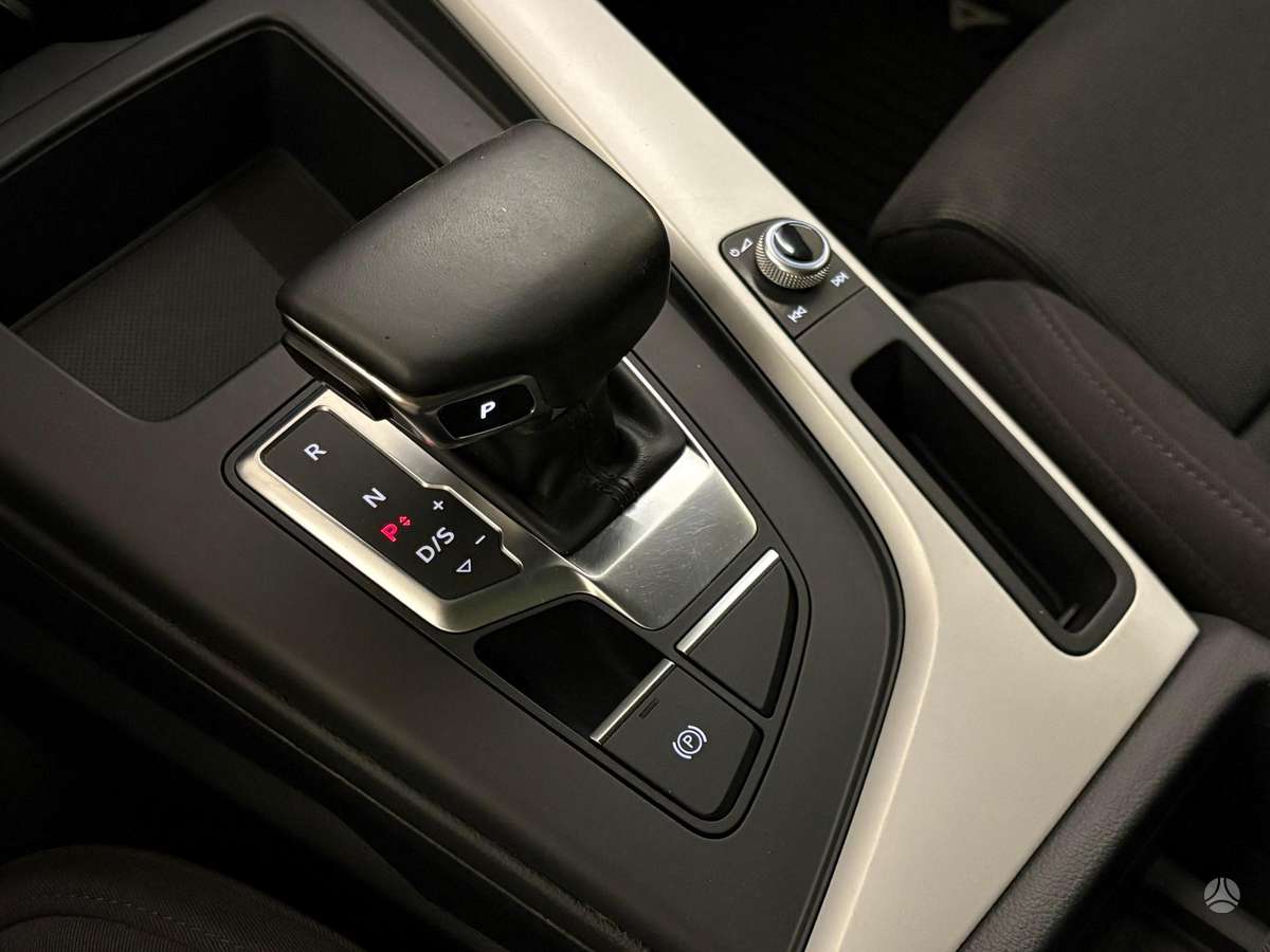 Audi A4, 2.0 l., Универсал