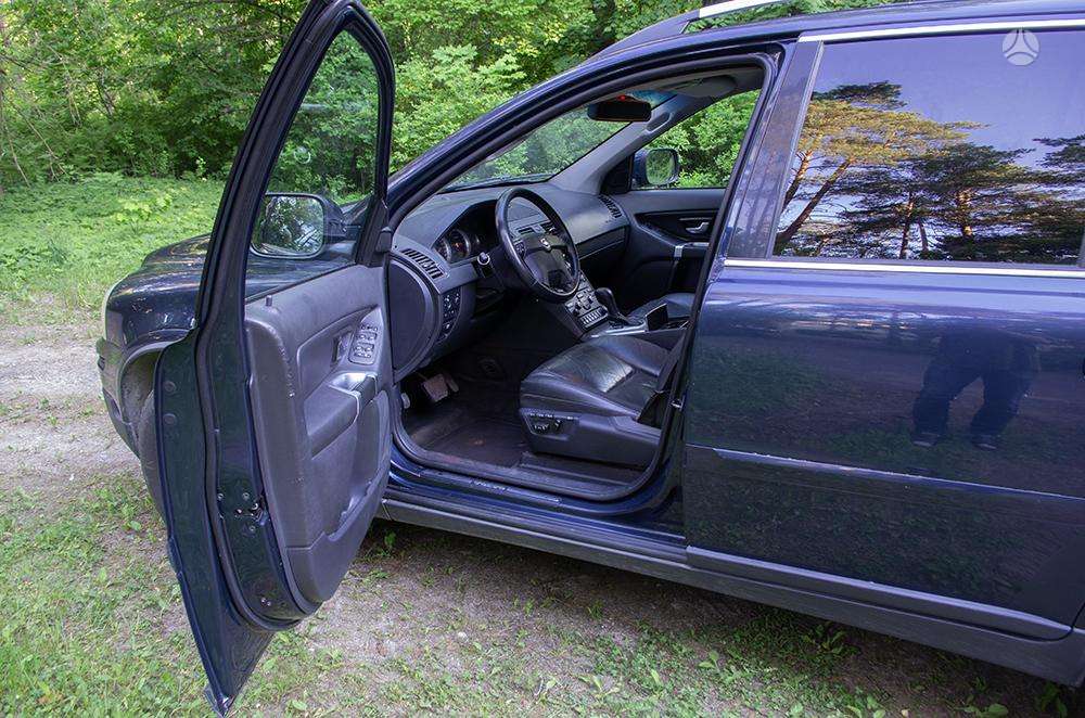 Volvo XC90 - 10