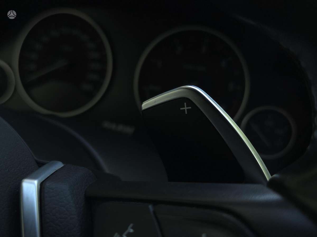 BMW 320, 2.0 l., sedanas