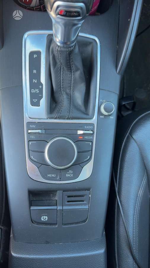 Audi A3, 1.8 l., Седан