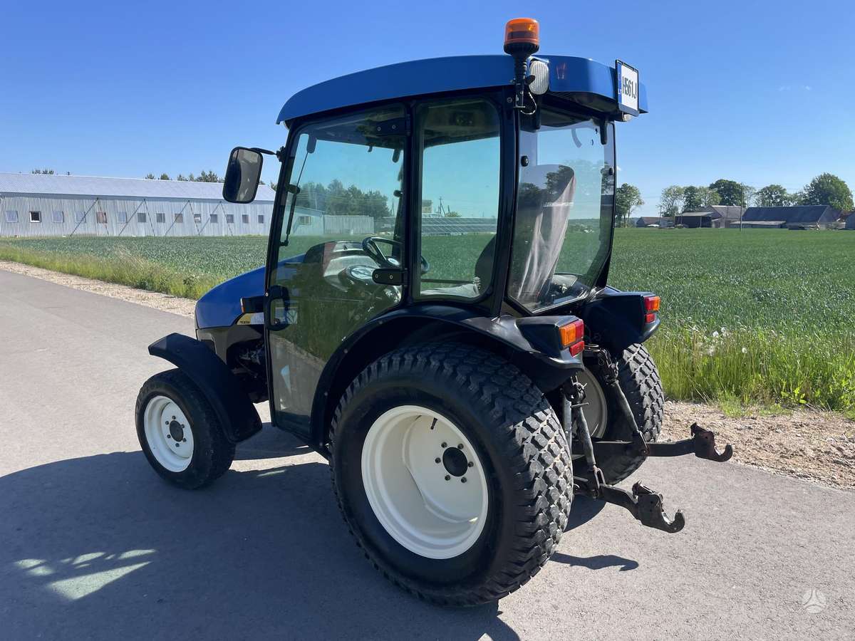 New Holland Tce50, tractors
