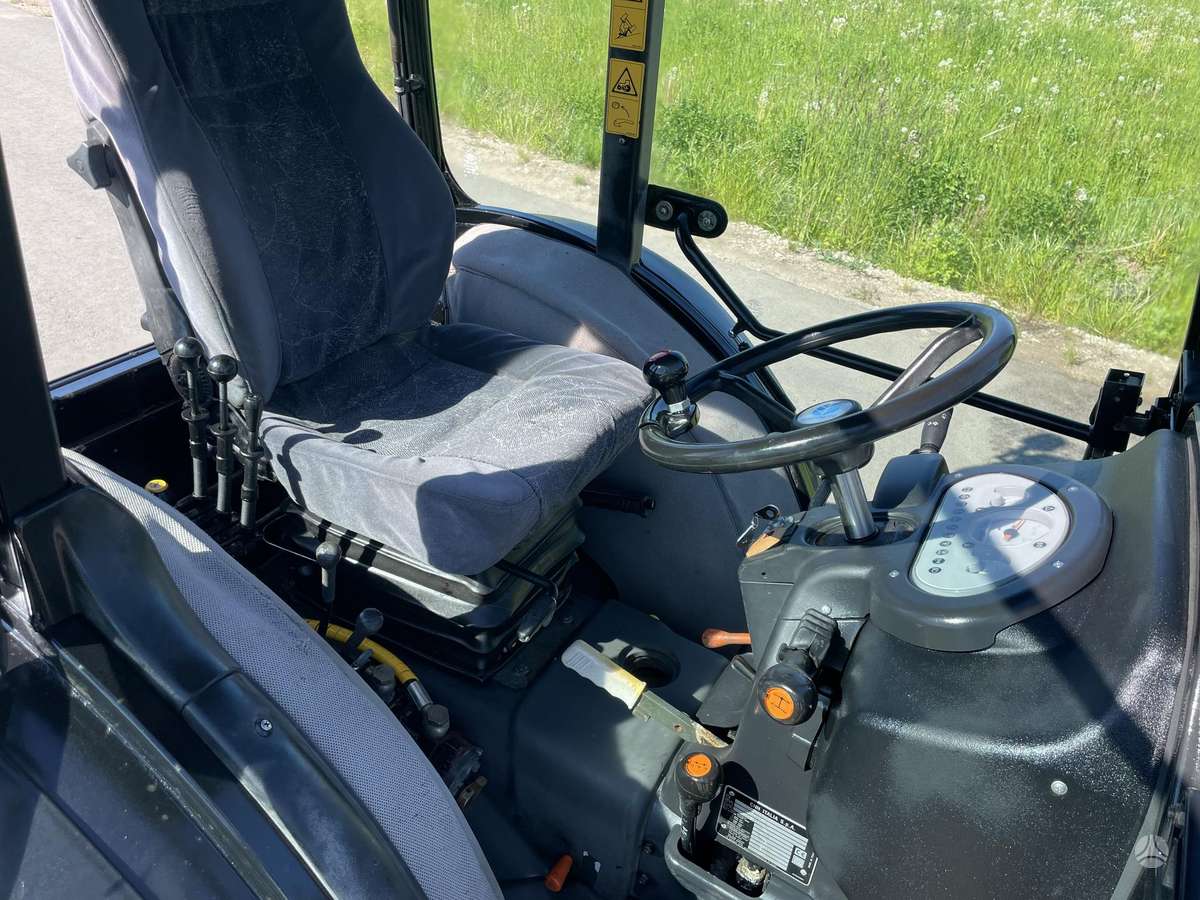 New Holland Tce50, тракторы