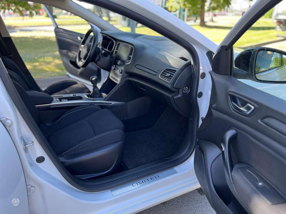 Renault Megane - 8