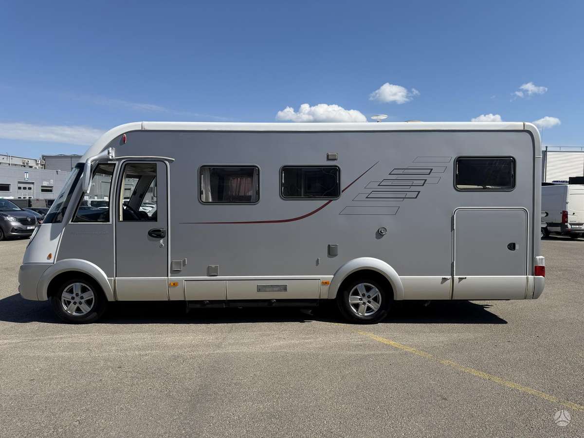 Hymer B694SL, campers