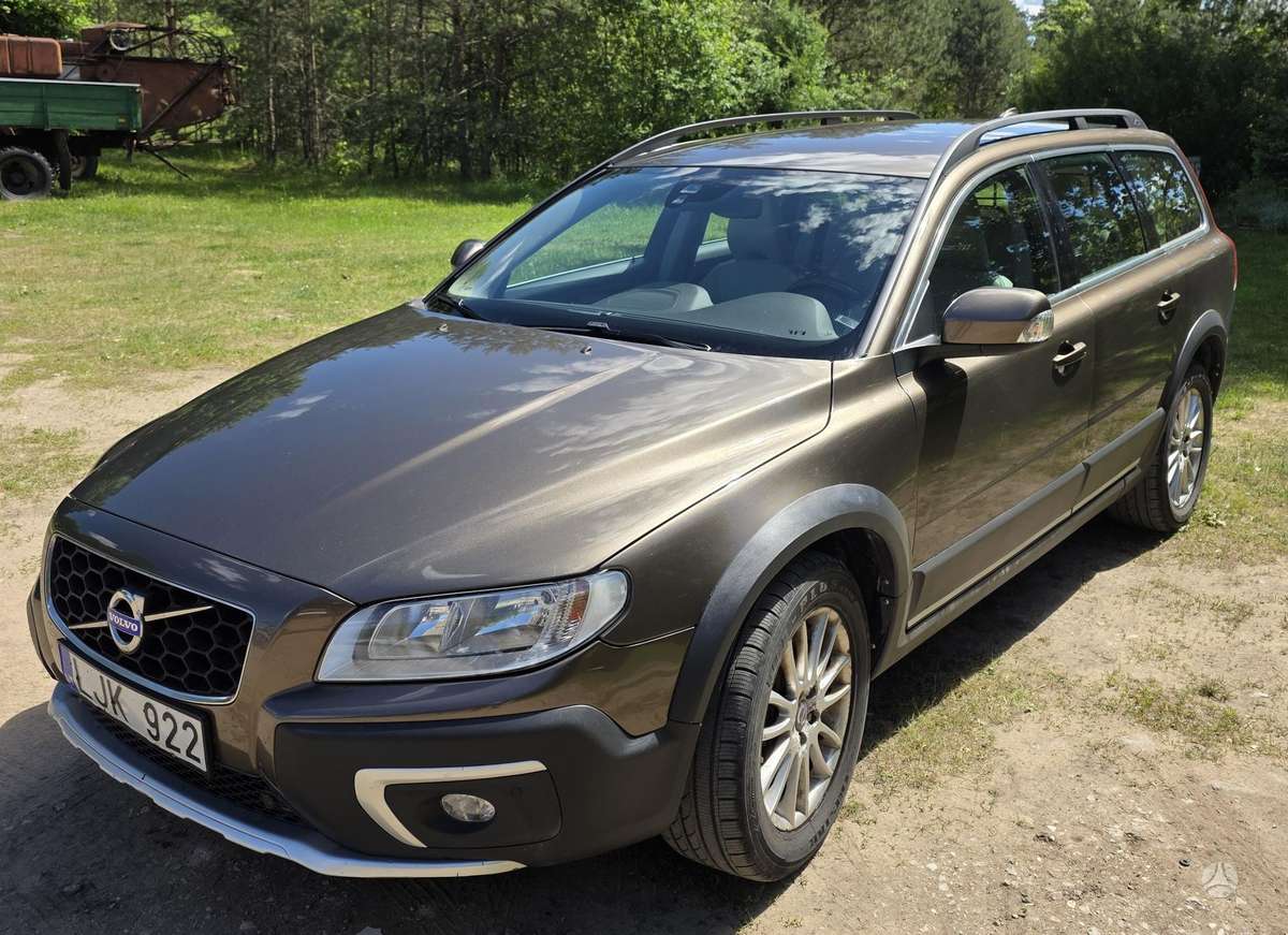 Volvo XC70 - 1
