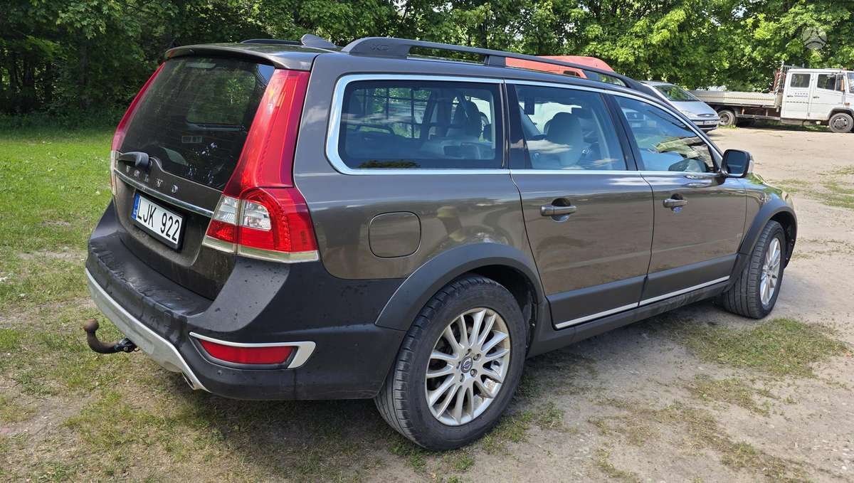 Volvo XC70 - 3