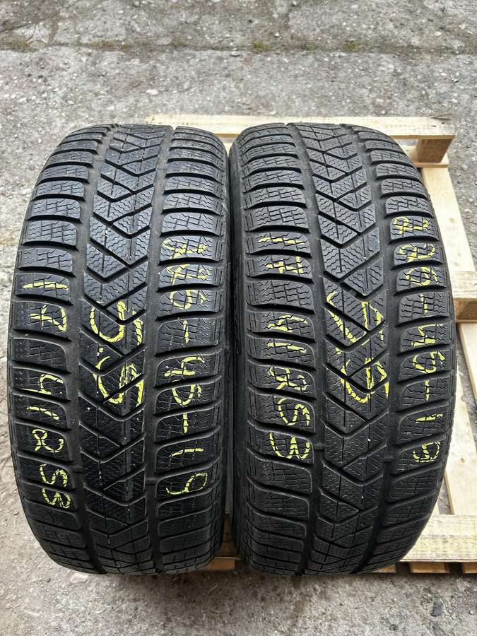 Pirelli Sottozero 3, winter 225/45 R19