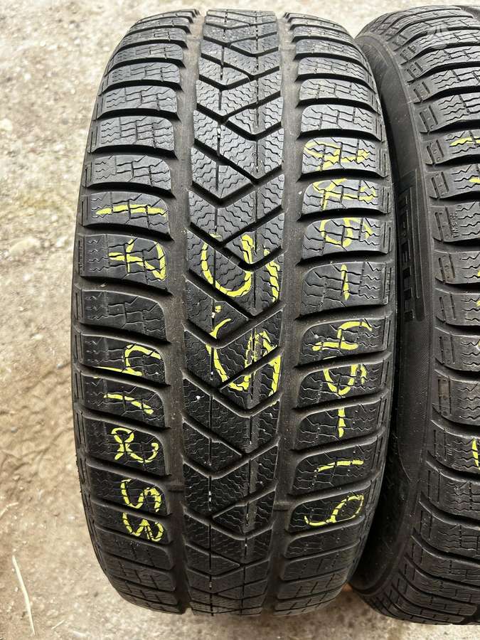 Pirelli Sottozero 3, winter 225/45 R19