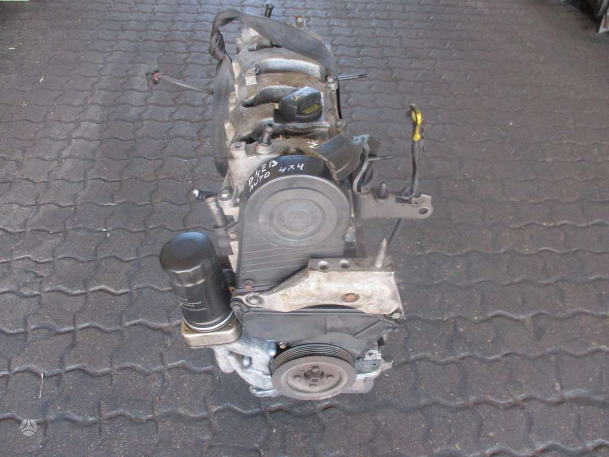 Hyundai Santa Fe Variklis 2 2d d4eb