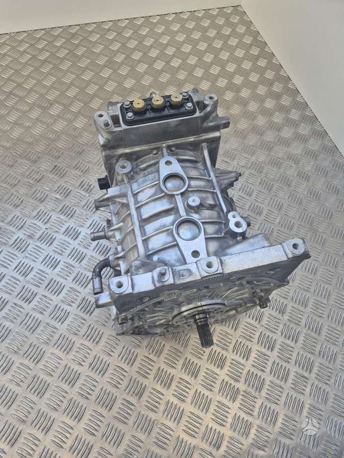 Kia Niro, 365000e710, variklis