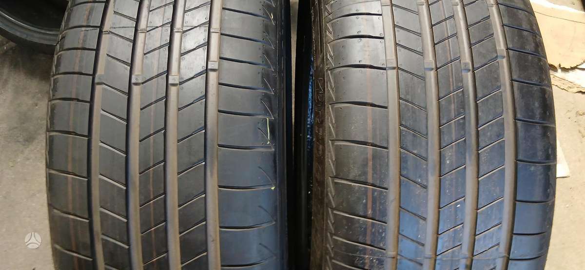 Bridgestone, summer 235/45 R21