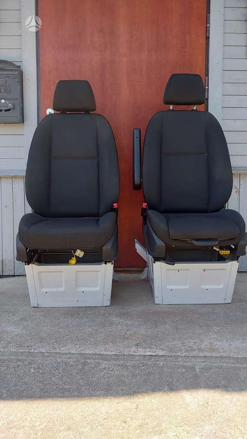 Mercedes-Benz Sprinter, passenger vans