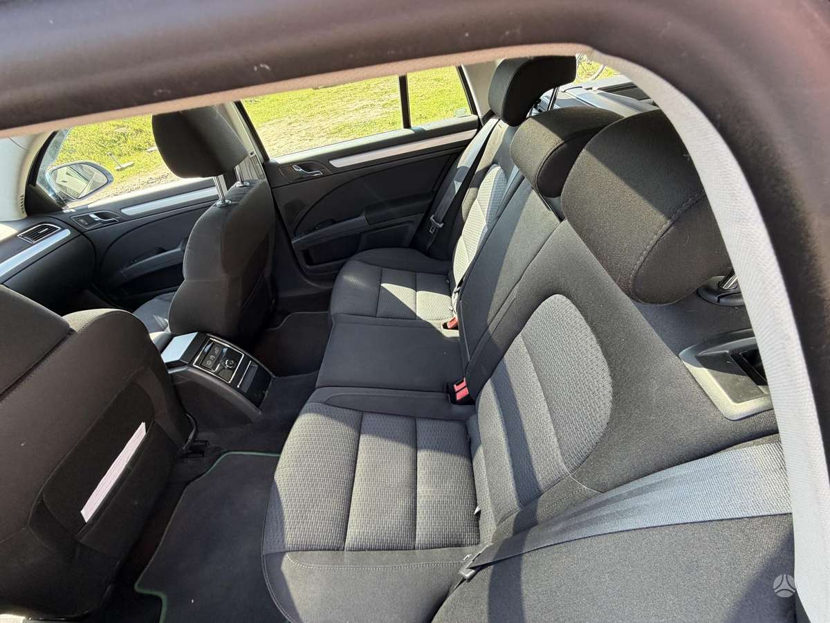 Skoda Superb, 2.0 l., universalas