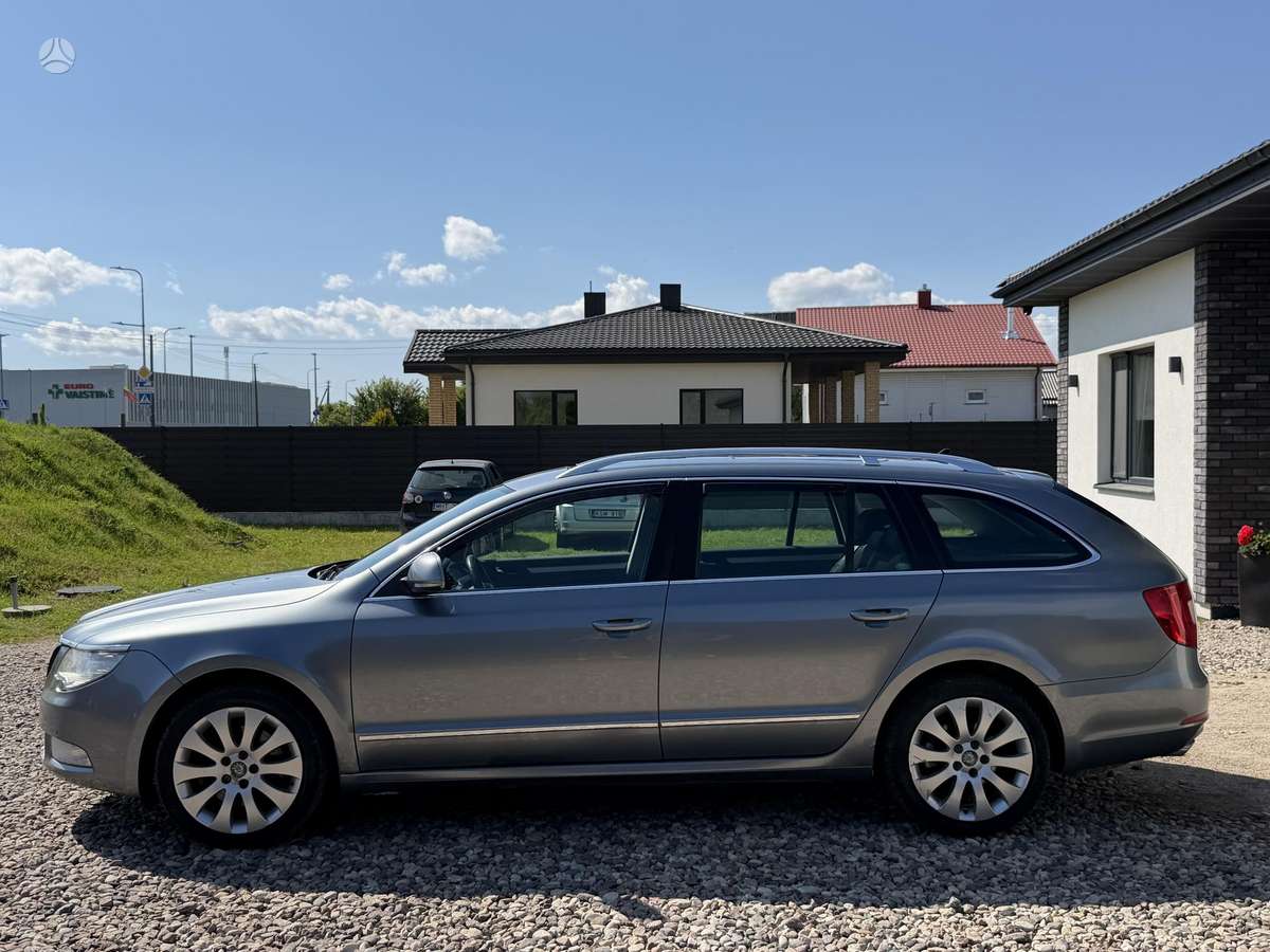 Skoda Superb, 2.0 l., universalas