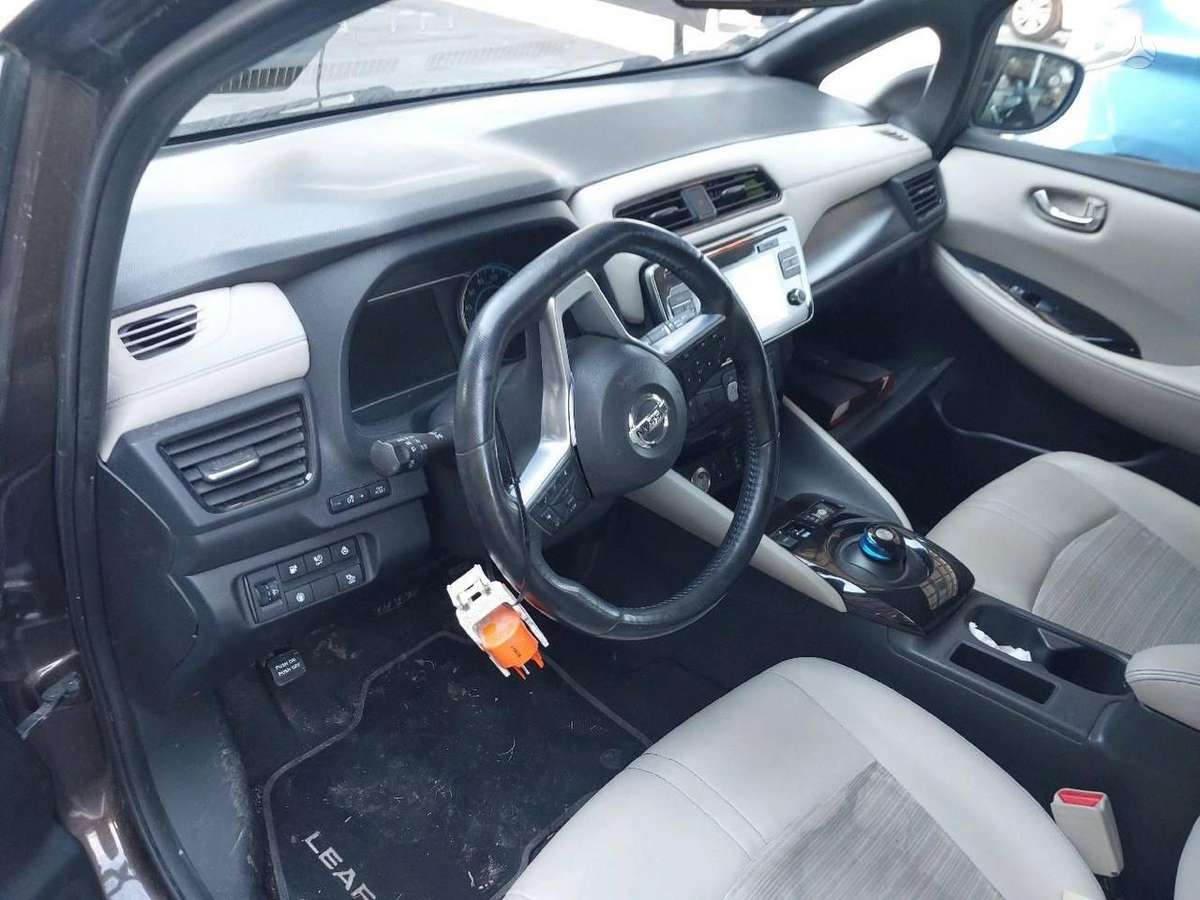 Nissan Leaf for parts