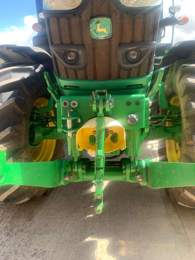 John Deere 6155r, tractors