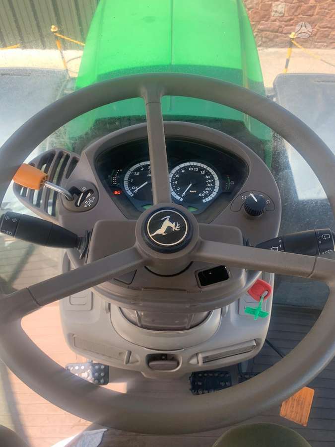 John Deere 6155r, тракторы
