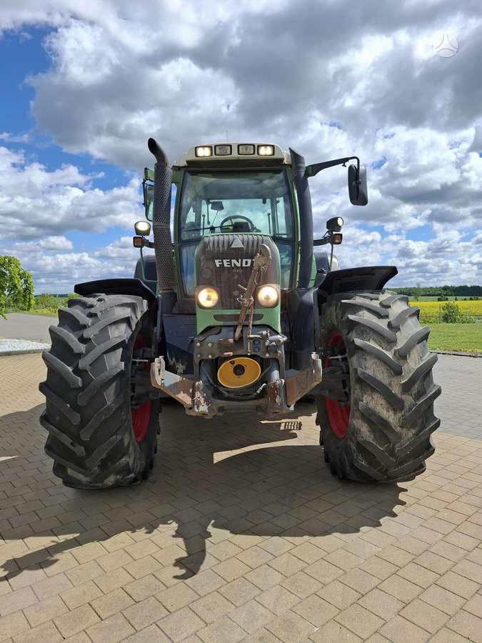 Fendt 820 Vario, traktoriai