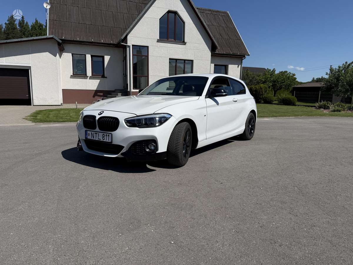BMW 116, 1.5 l., hatchback