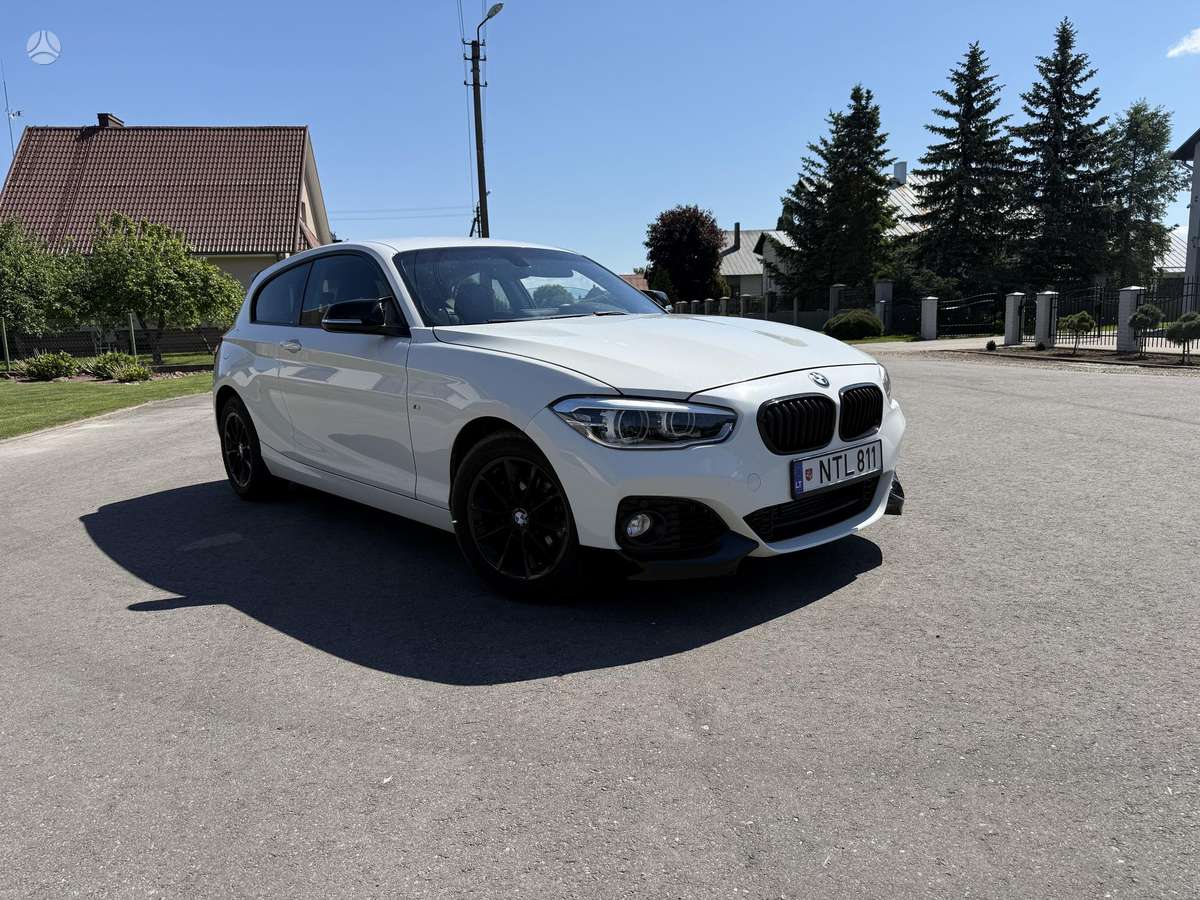 BMW 116, 1.5 l., hatchback