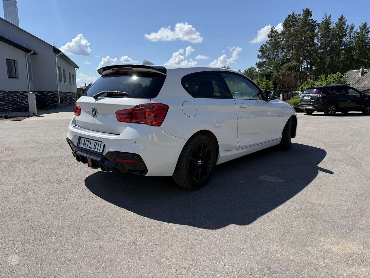BMW 116, 1.5 l., hatchback