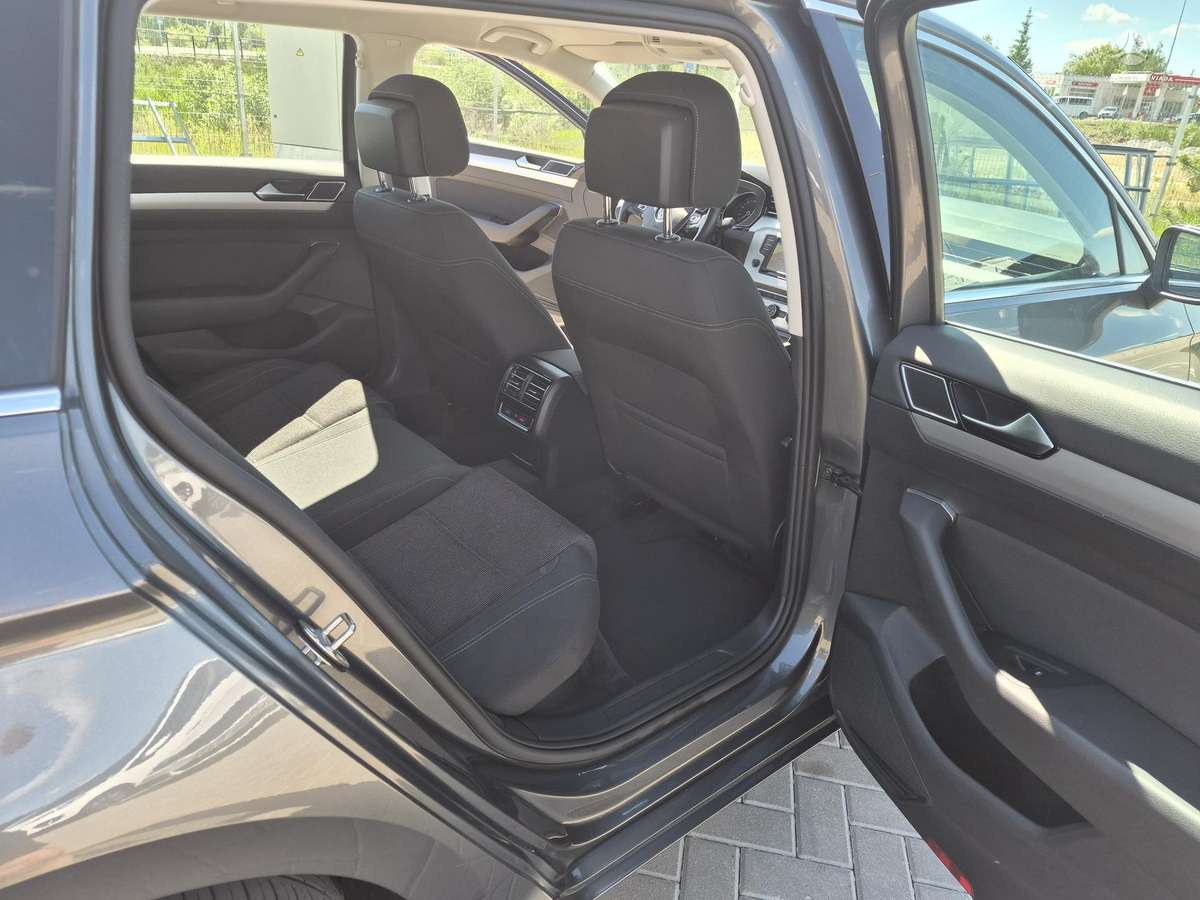 Volkswagen Passat, 1.6 l., Универсал