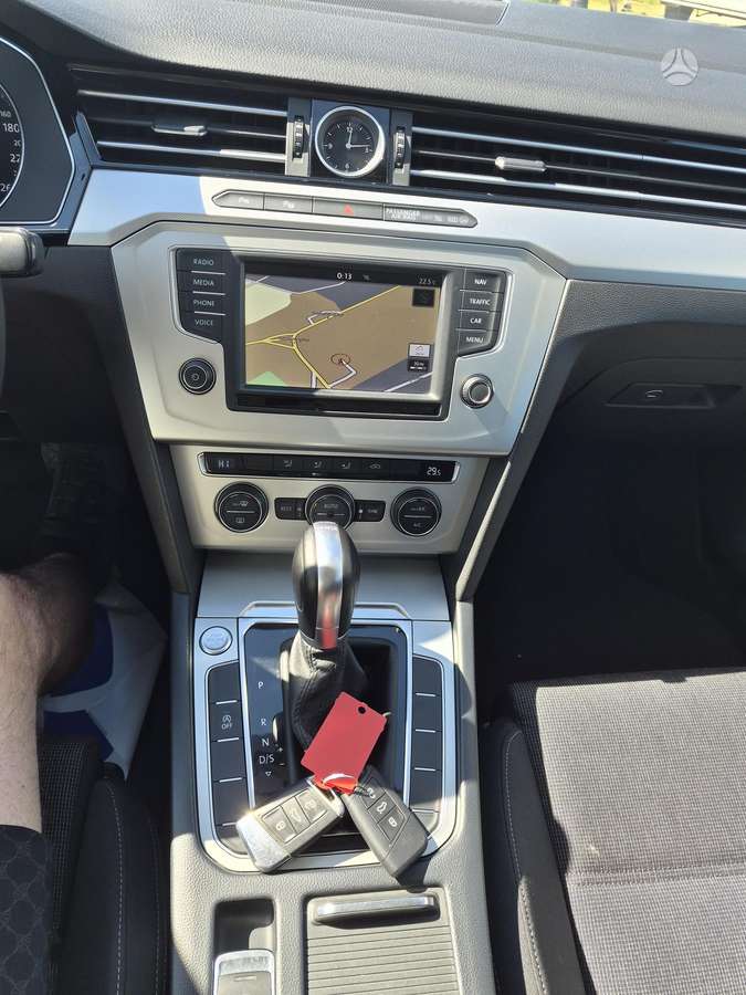 Volkswagen Passat, 1.6 l., Универсал