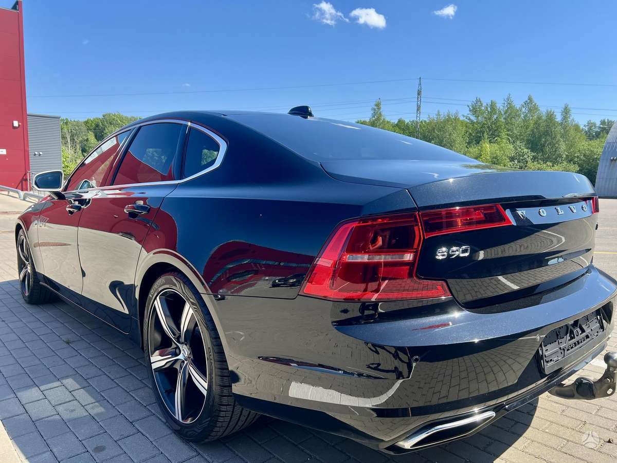 Volvo S90, 2.0 l., Седан