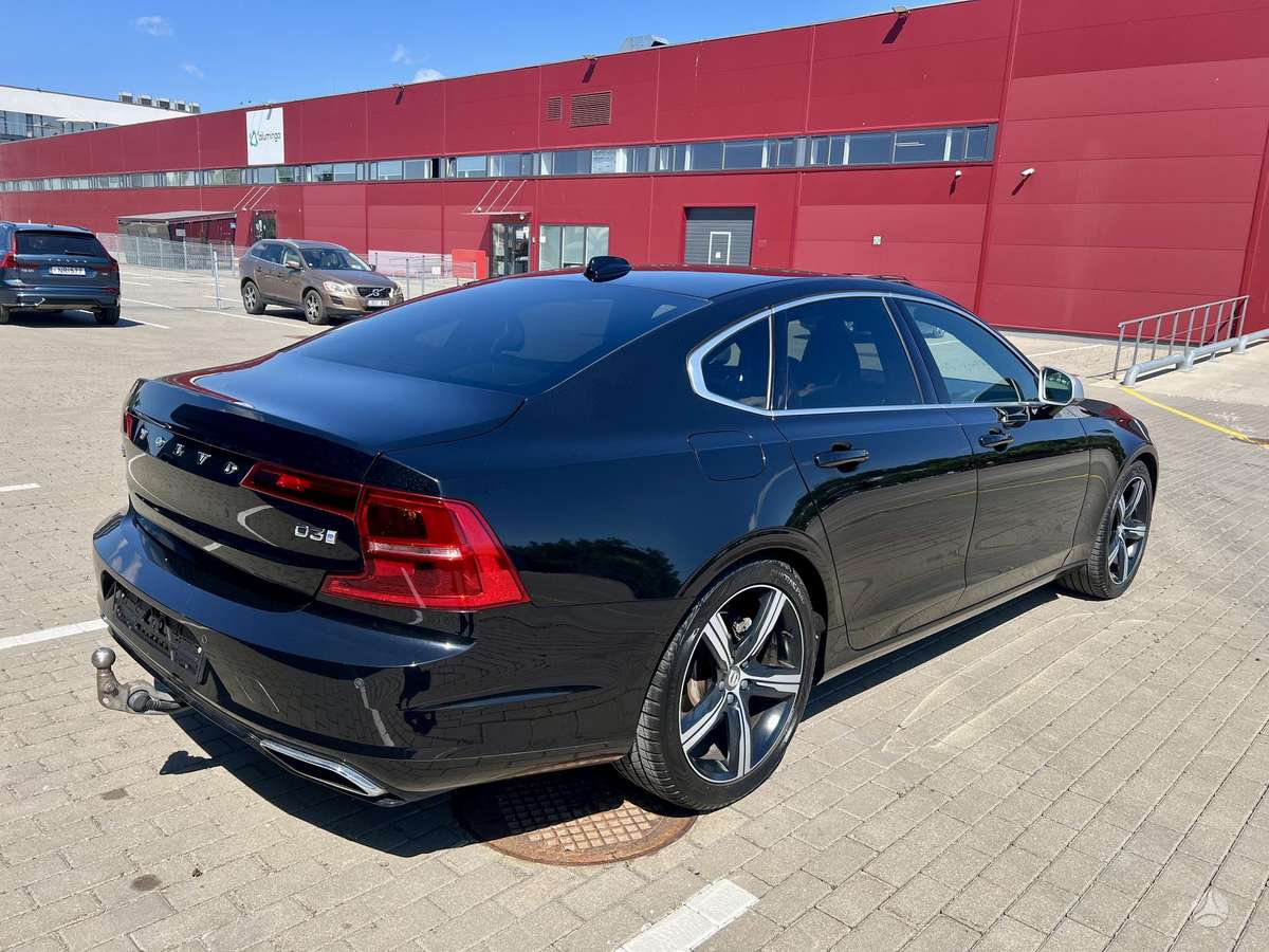 Volvo S90, 2.0 l., Седан