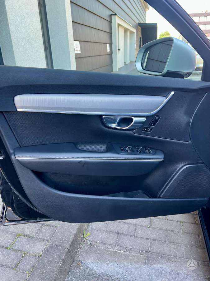 Volvo S90, 2.0 l., Седан
