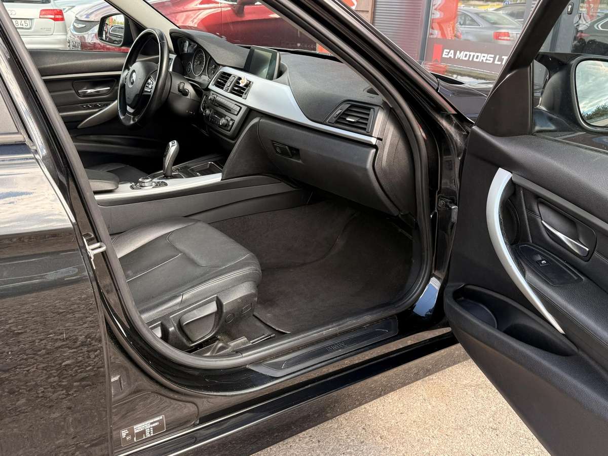 BMW 318, 2.0 l., wagon