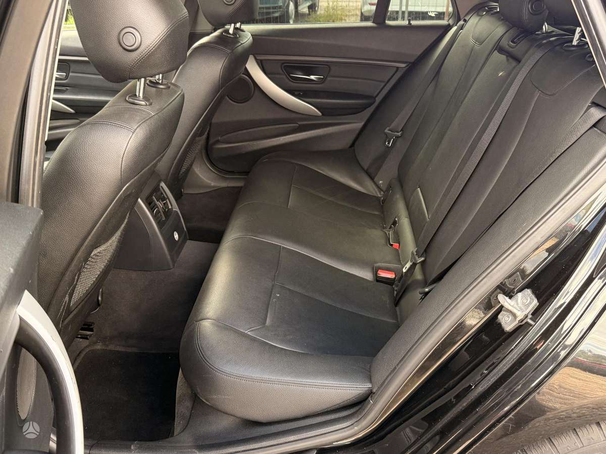 BMW 318, 2.0 l., wagon