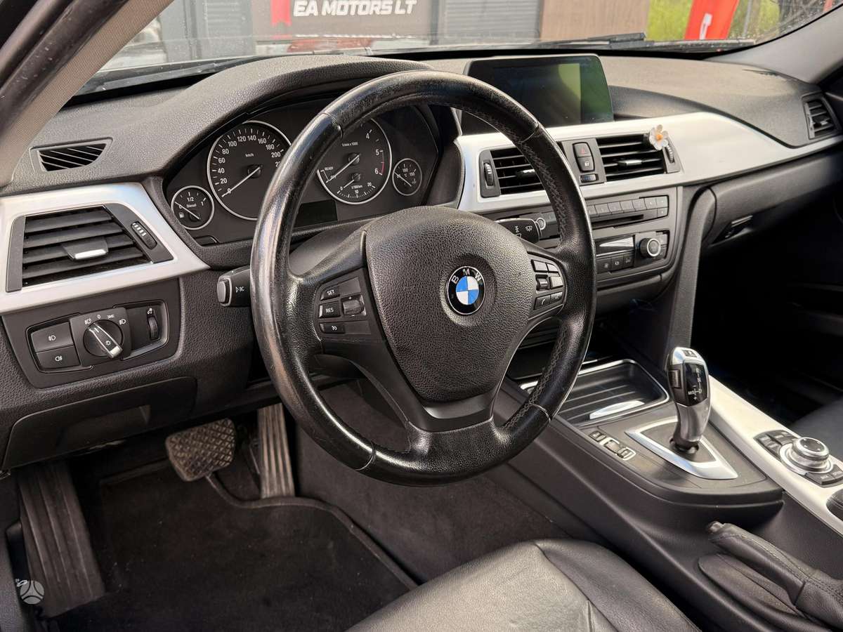 BMW 318, 2.0 l., wagon