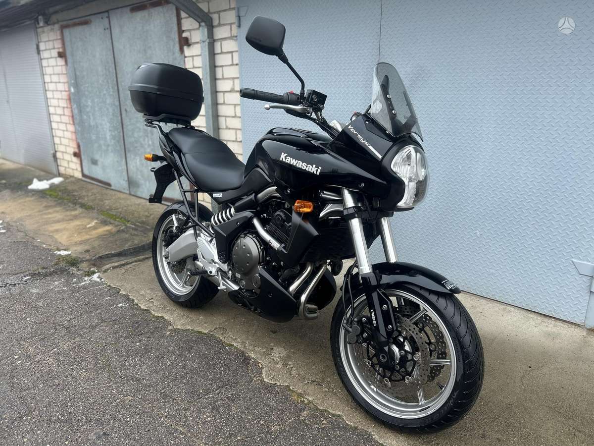 Kawasaki Versys 650cc, street / classic