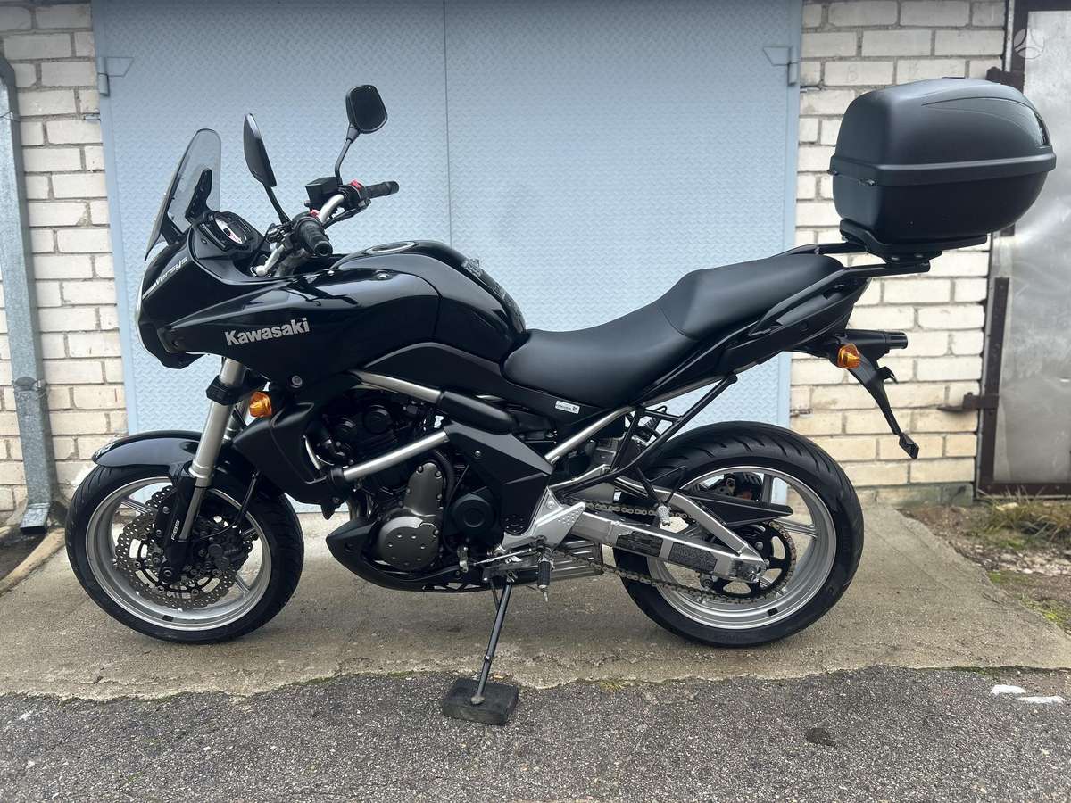 Kawasaki Versys 650cc, street / classic